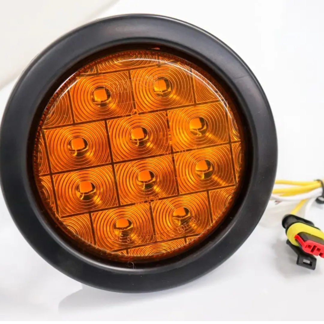 Foco LED Ámbar 4" con Enchufe y Aro de Goma: Ilumina con Estilo y Durabilidad